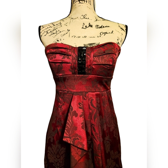 Sequin Hearts Strapless Mini Dress with Black Detail - Picture 5 of 9